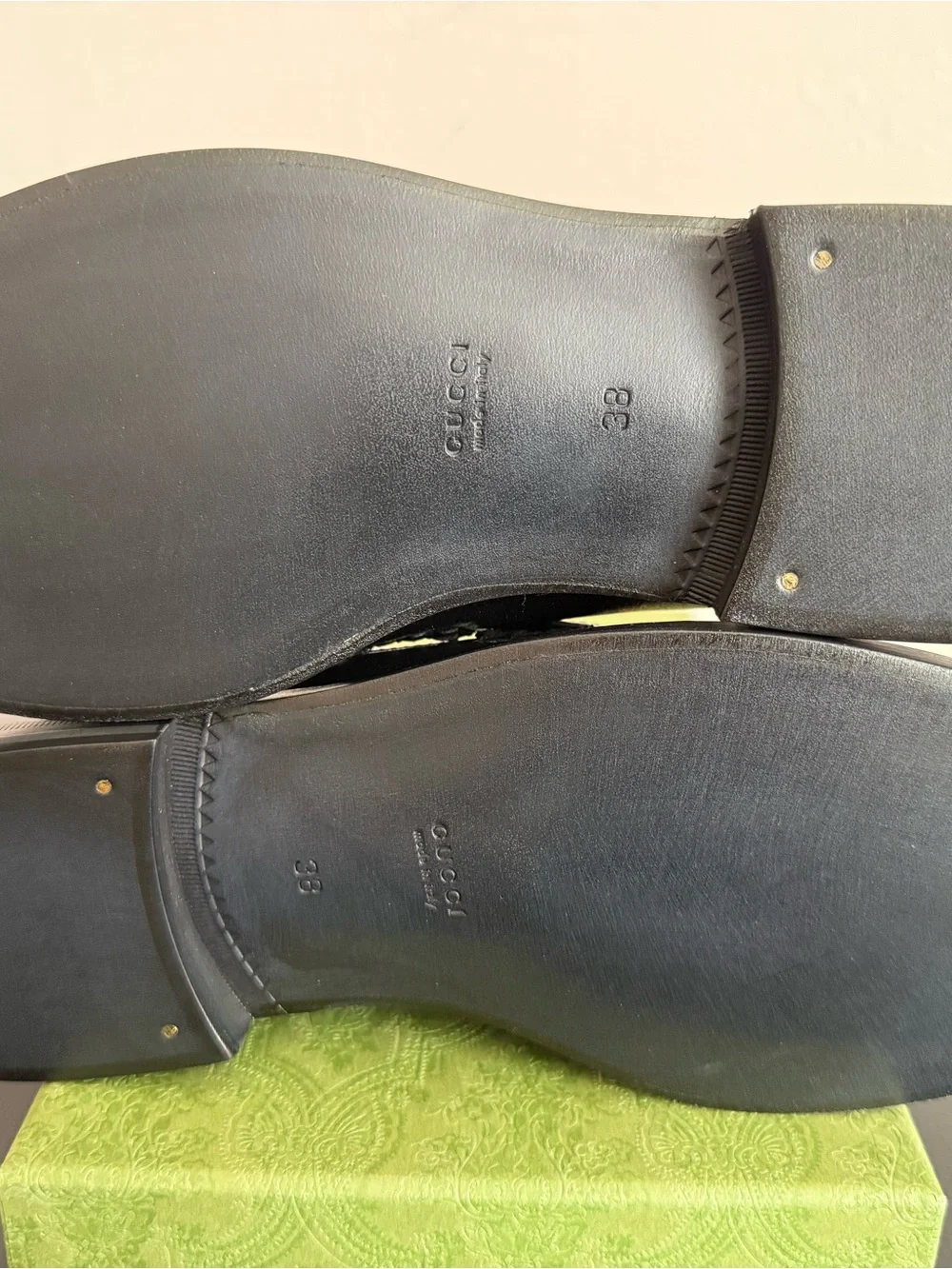 Gucci Logo Plaque Slip-On Loafers - Brand New - Size 38 EU/8 US - Picture 7 of 8